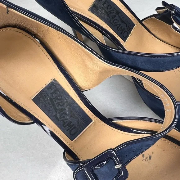 SALVATORE FERRAGAMO PEEP TOE BLUE WOMENS HEELS WOMENS SZ 9 - Picture 10 of 11